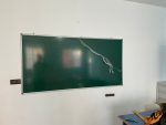 Tableau en bois décoratif pour salles de classe marocaines